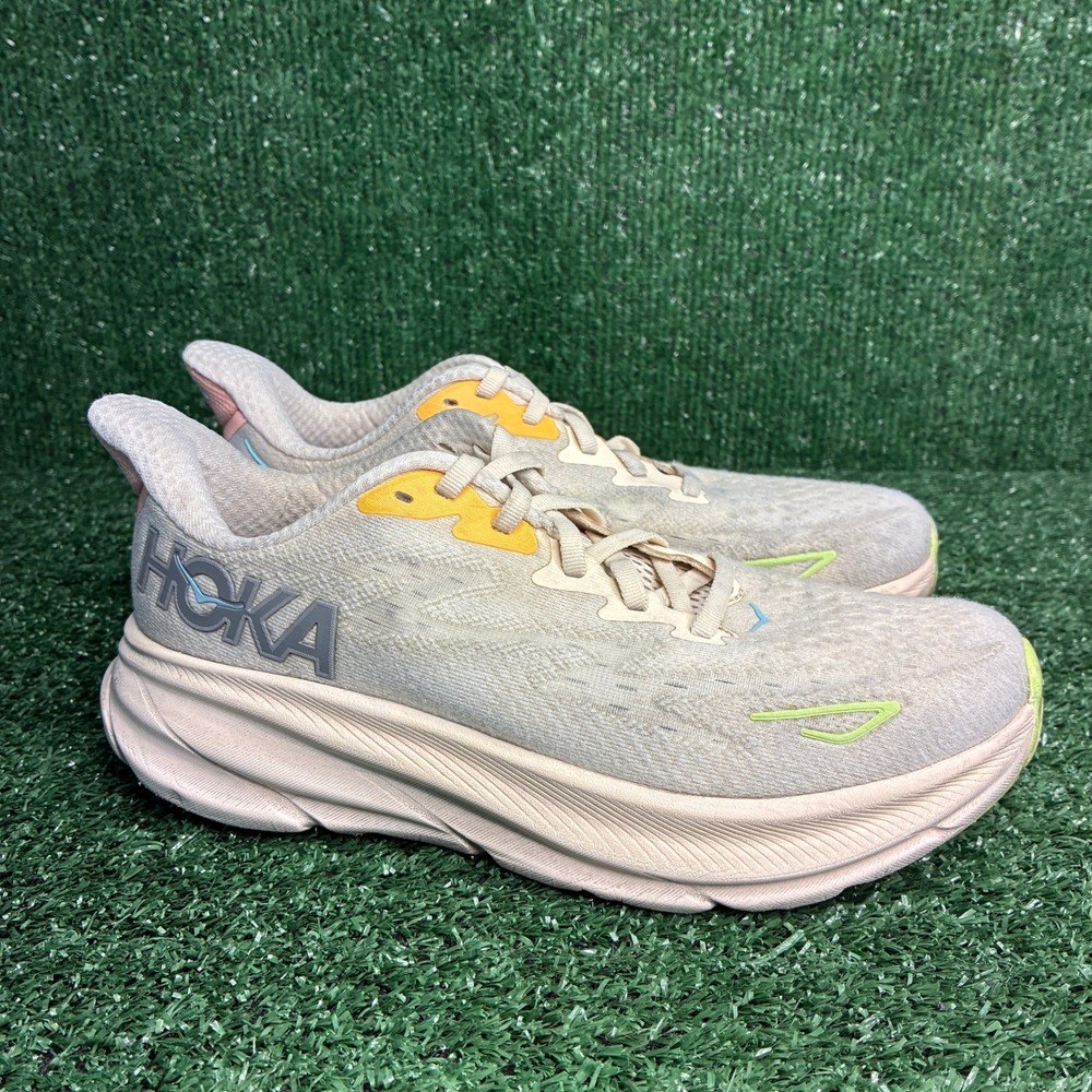 Hoka Clifton 9 Mesh Cushioned Road Running Sneaker Beige Womens Size 7D Wide